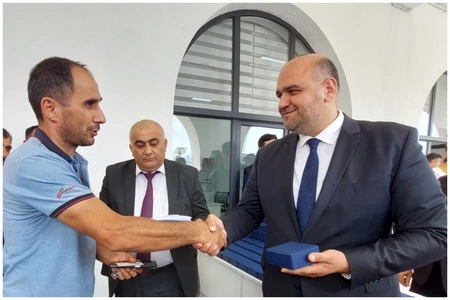 Növbəti köç karvanı Ağdamın Xıdırlı kəndinə çatıb, açarlar təqdim edilib - YENİLƏNİB
