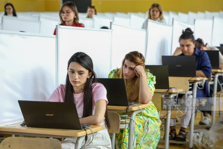 Müəllimlərin işə qəbulu üzrə müsabiqənin test imtahanı mərhələsi başlayıb - YENİLƏNİB
