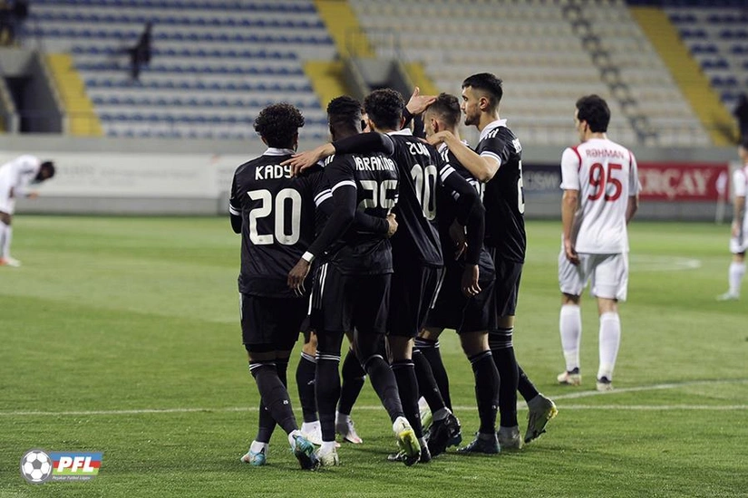 Qarabağ çempionluq oyunundan əvvəl azarkeşlərə jest edib