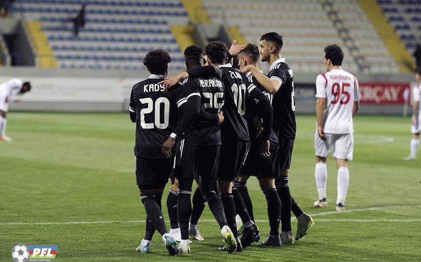 Qarabağ çempionluq oyunundan əvvəl azarkeşlərə jest edib