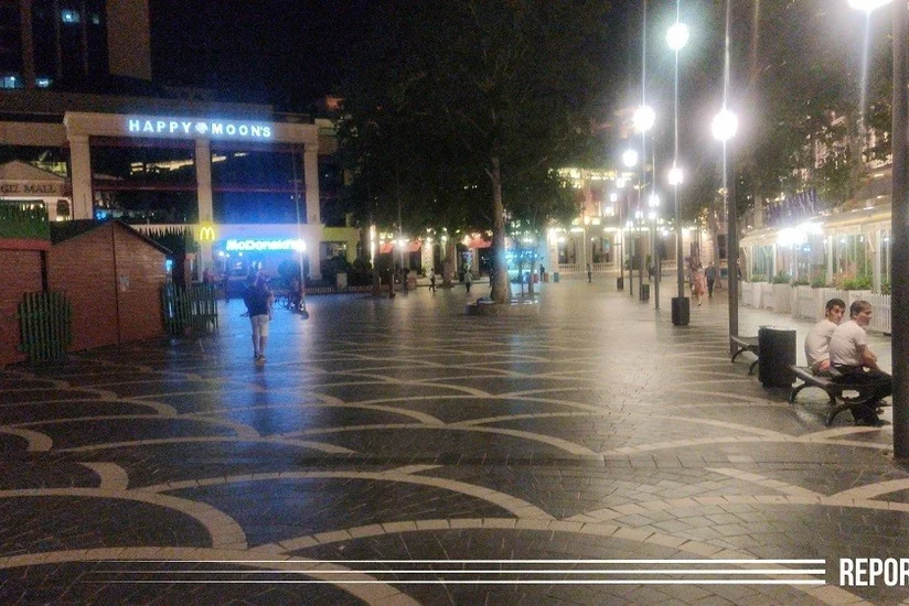 Parklarda əhali karantin qaydalarına necə əməl edir? - VİDEO
