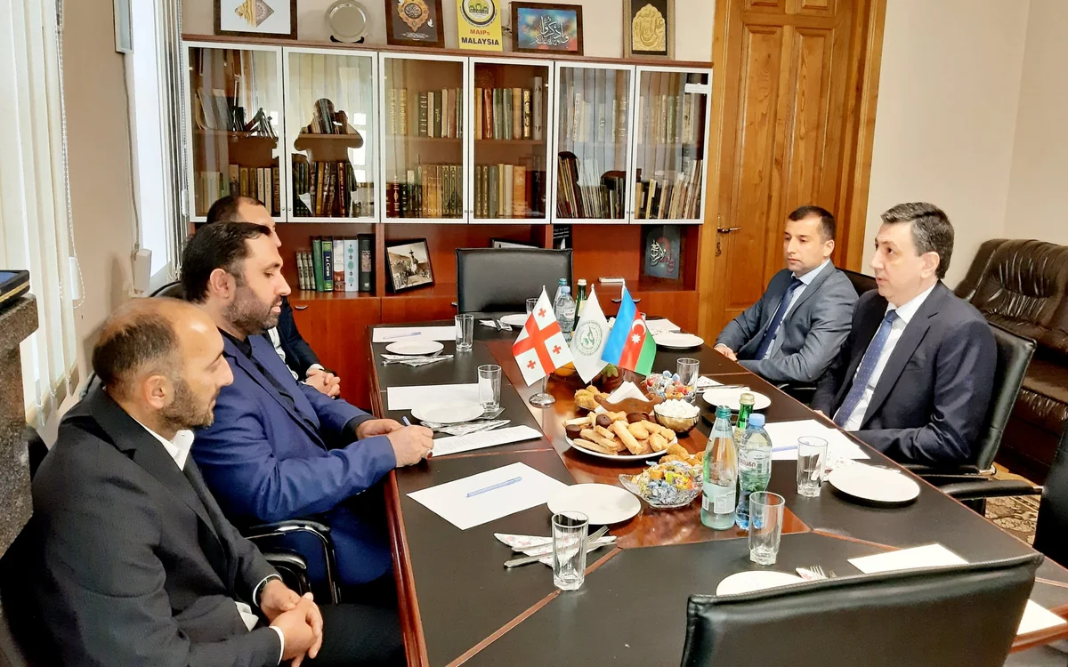 Azərbaycan səfiri Gürcüstan müsəlmanlarının vəziyyəti ilə maraqlanıb