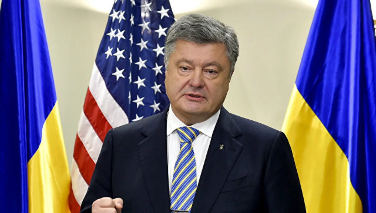 Порошенко поручил подать на Россию в суд из-за моста в Крым