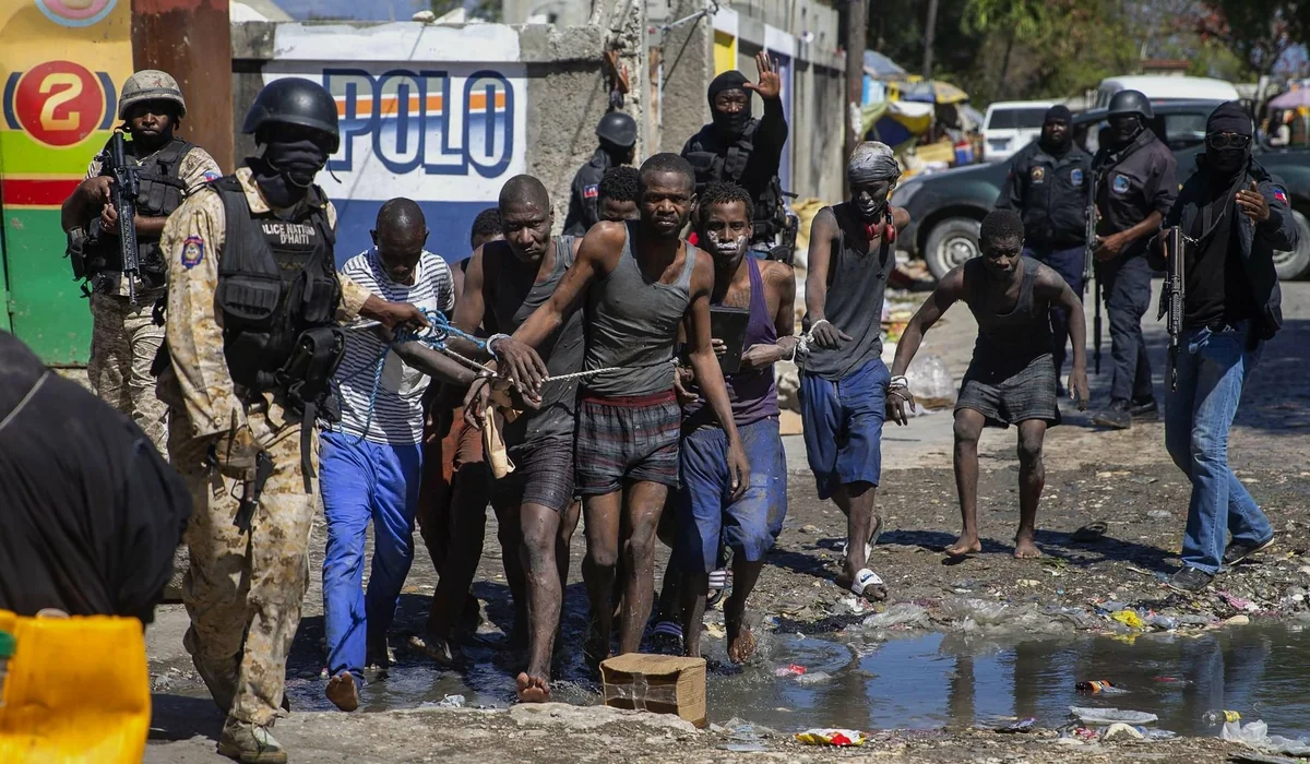 Haitidə həbsxanadan 200 məhbus qaçıb, 25 nəfər ölüb