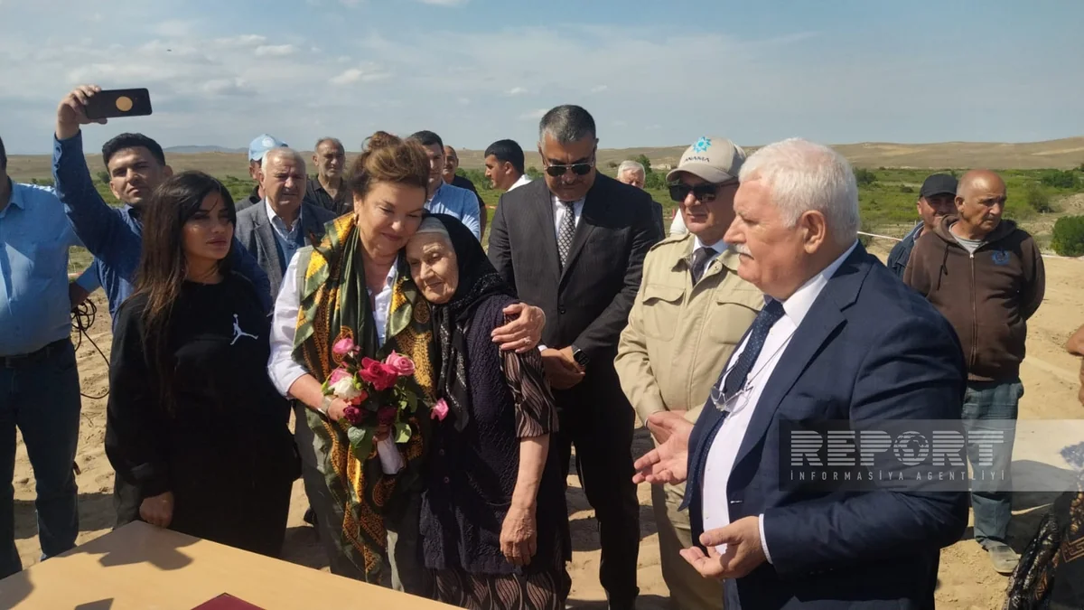 Глава организации Корни мира побывала в селе Абдуррахманлы Физулинского района