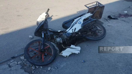 Kürdəmirdə minik avtomobili ilə motosiklet toqquşub, xəsarət alan var