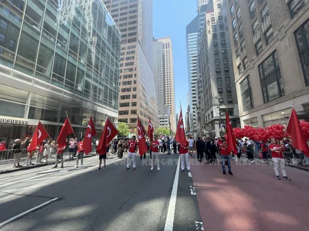 ABŞ-da türkdilli xalqların ictimai fəalları izdihamlı yürüş keçirib