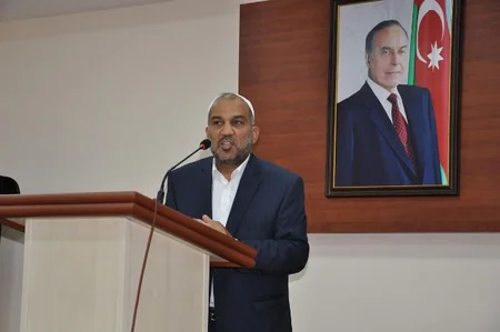 Səyyad Salahlı: Tarix boyu müxtəlif qüvvələr müsəlman dünyasının birliyinə mane olmağa çalışıb