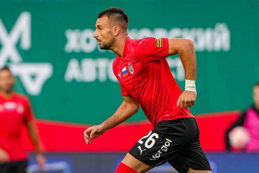 Rusiya klubu Azərbaycanda oynamış futbolçu ilə yollarını ayırıb
