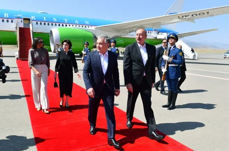 Azərbaycanda dövlət səfərində olan Özbəkistan Prezidenti Füzuli rayonuna gedib