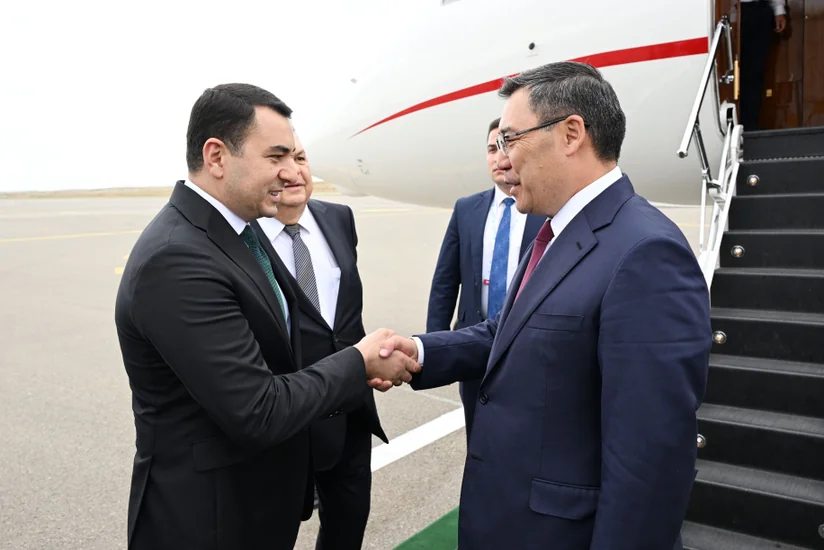 Qırğızıstan Prezidenti Sadır Japarov Azərbaycana səfərə gəlib