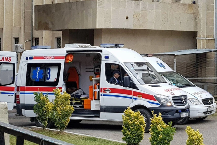 Автокатастрофа в Бинагадинском районе Баку: 5 пострадавших