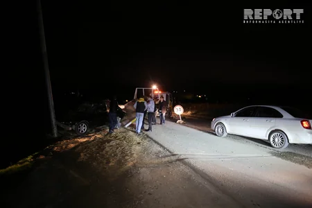 Водитель BMW оставил без света целый городок на Абшероне - ФОТО