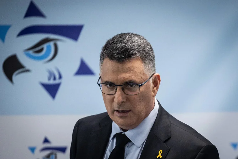 Глава МИД Израиля выразил соболезнования в связи с крушением самолета AZAL