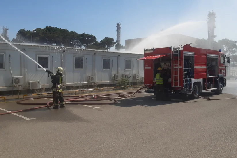 FHN-in Dövlət Yanğından Mühafizə Xidməti yanğın-taktiki təlim keçirib