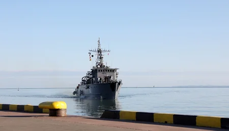 NATO warships enter Georgian territorial waters