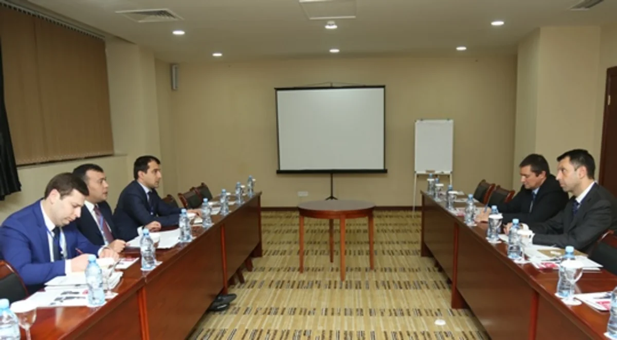 İqtisadiyyat nazirinin müavini UNESCAP-ın icraçı katibinin müavini ilə görüşüb