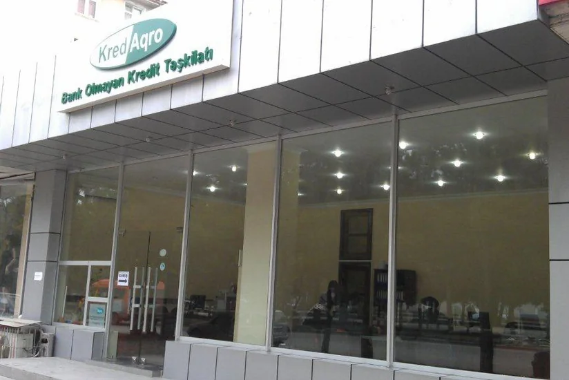 Kredaqronun xalis zərəri 65% azalıb