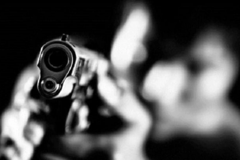 Rusiya XİN-in əməkdaşı iki nəfəri güllələyəndən sonra intihar edib