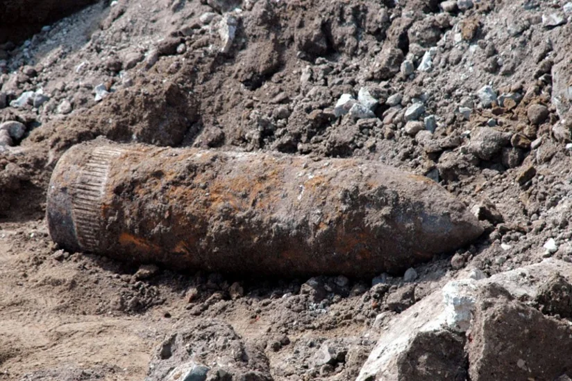 BDU-nun filialının inzibati ərazisində top mərmisi  tapılıb