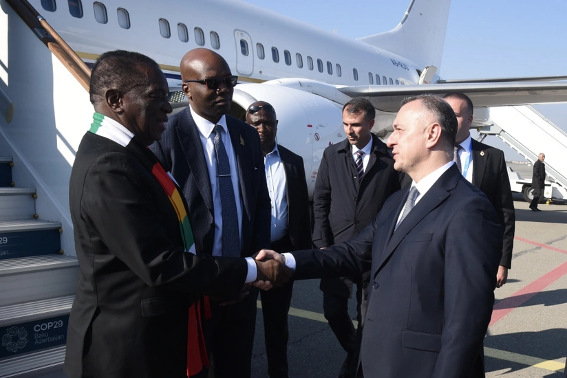 Zimbabve Prezidenti Azərbaycana səfərə gəlib