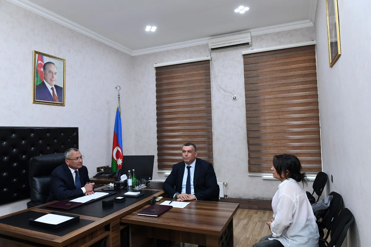 Dövlət Komitəsinin sədri vətəndaş qəbulu keçirib
