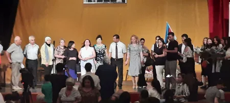 Gəncədə “Dəmir yumruq” tamaşası nümayiş olunub