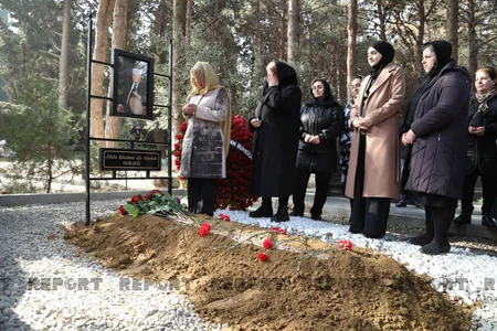 Xalq artisti Əlibaba Məmmədov dəfn olunub