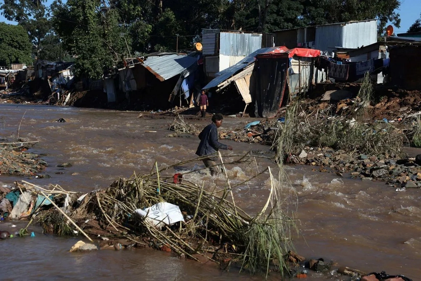 Death toll from floods in South Africa rises to 14