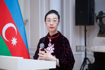 В Баку состоялось открытие выставки китайского искусства