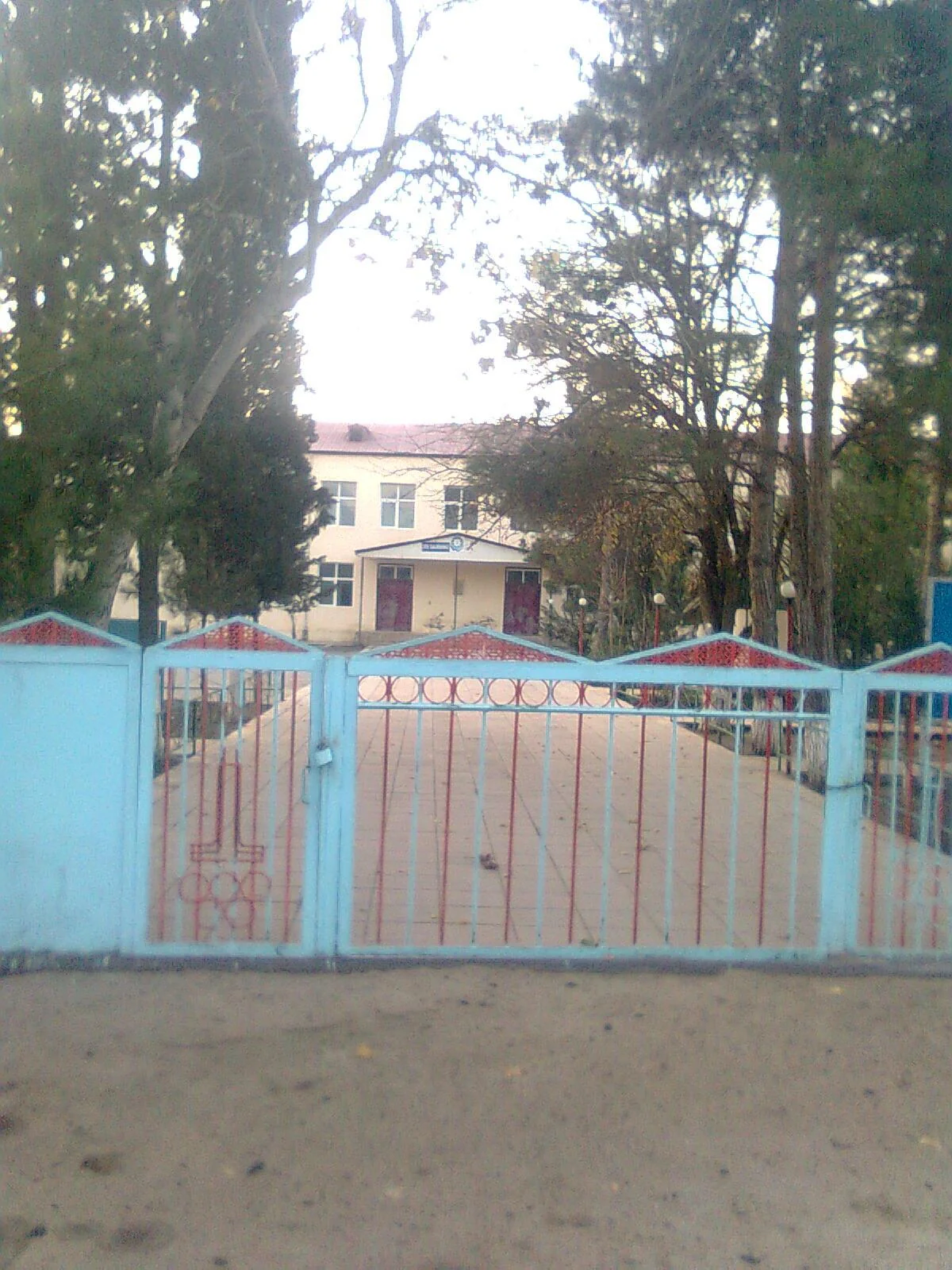 Azərbaycanda daha 2 məktəb koronavirusa görə bağlandı