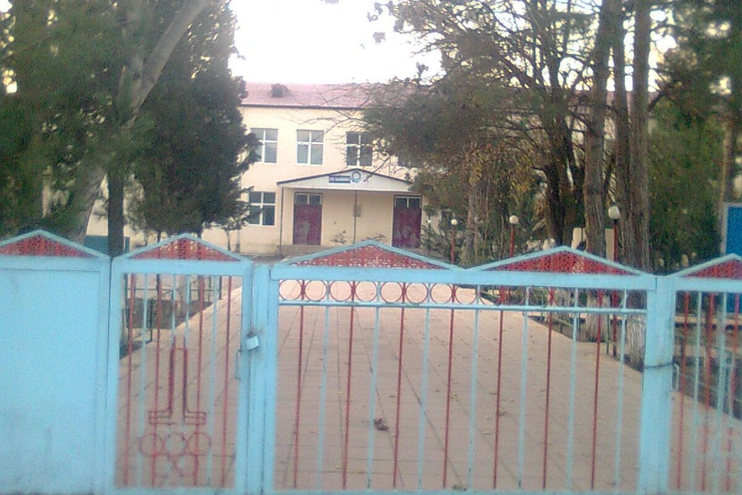 Azərbaycanda daha 2 məktəb koronavirusa görə bağlandı
