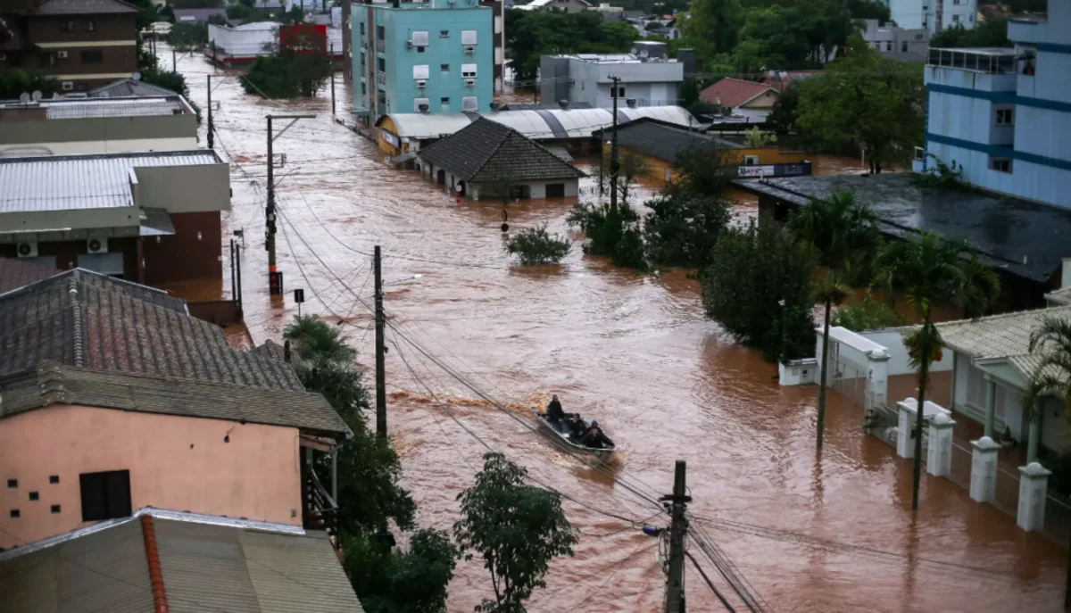 Brazilian flood death toll reaches 107