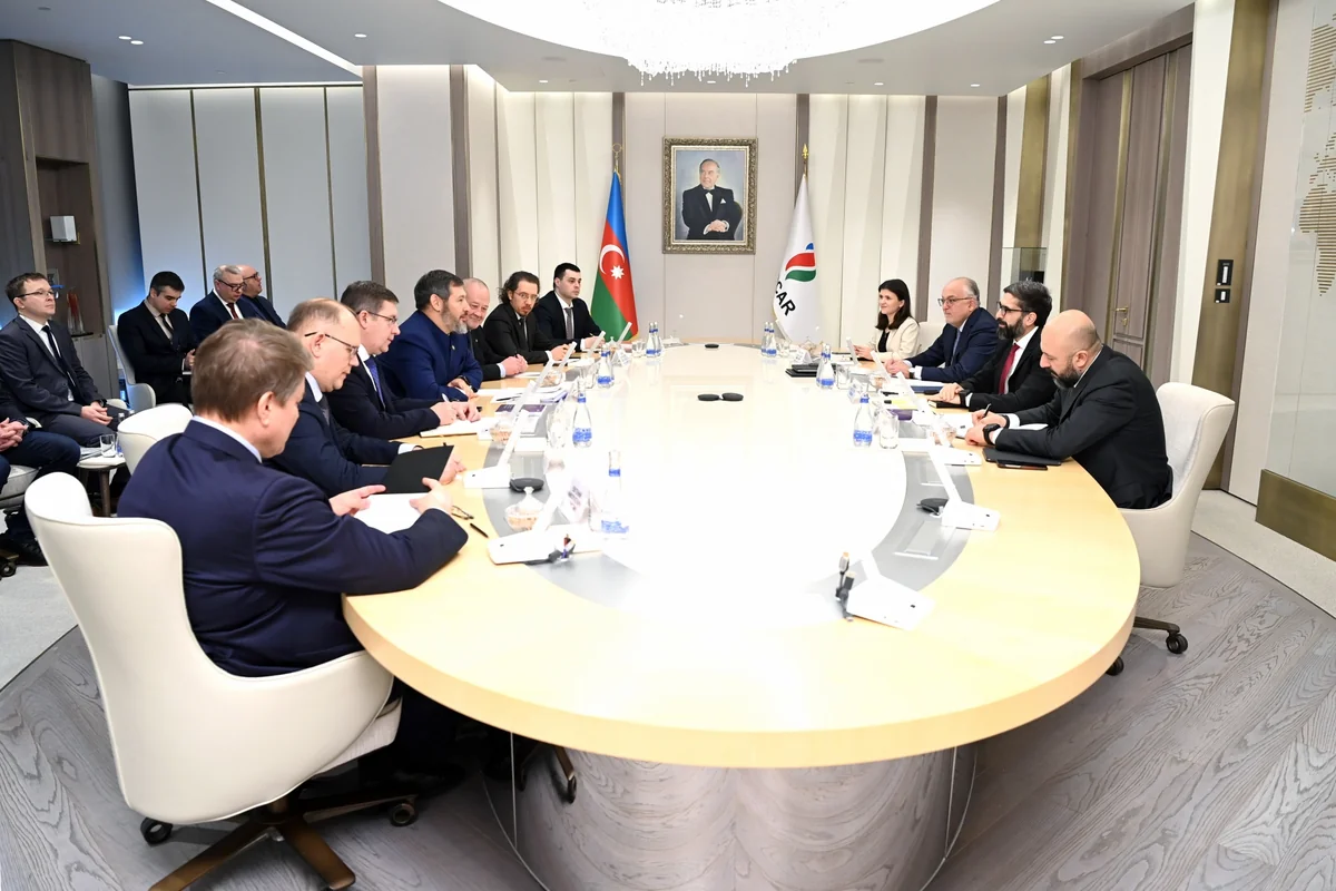 SOCAR president, Tatarstan official mull cooperation opportunities