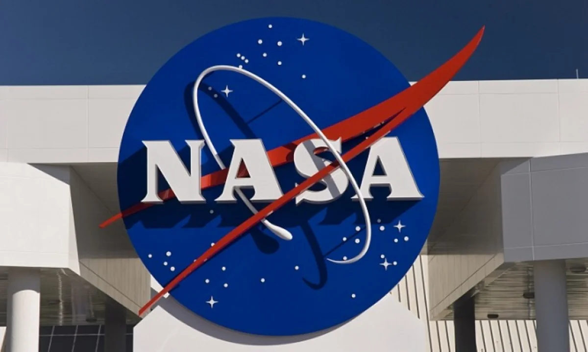 NASA предупредило о приближении к Земле крупного астероида