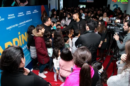 CinemaPlusda Azərbaycan dilinə dublyaj edilmiş “Paddinqton 2” filminin nümayişi olub - FOTO - VİDEO