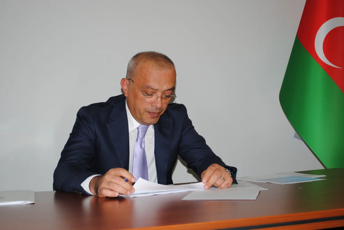 Zaur Mikayılov Sabirabadda vətəndaşlarla görüşüb