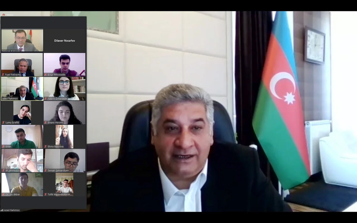 Azad Rəhimov gənc liderlərlə görüşüb