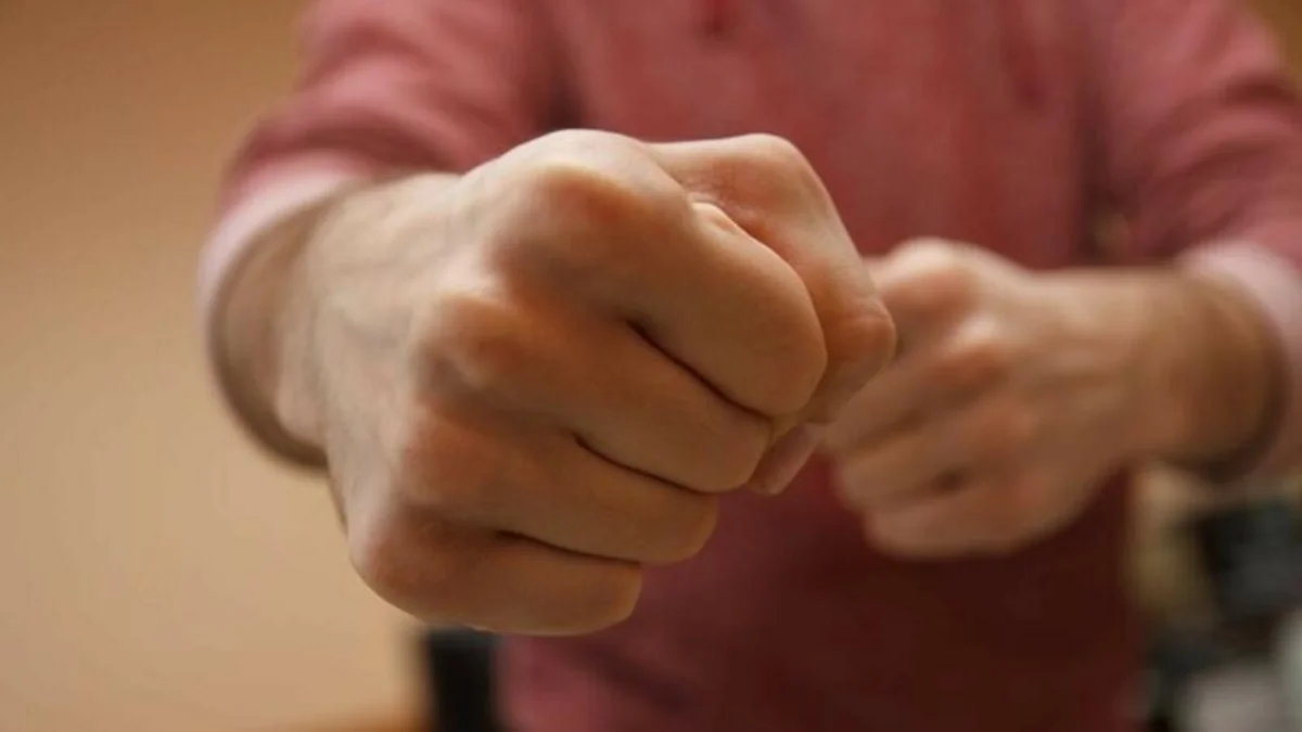 Suvarma suyu üstündə dava düşdü, 53 yaşlı kişi döyüldü