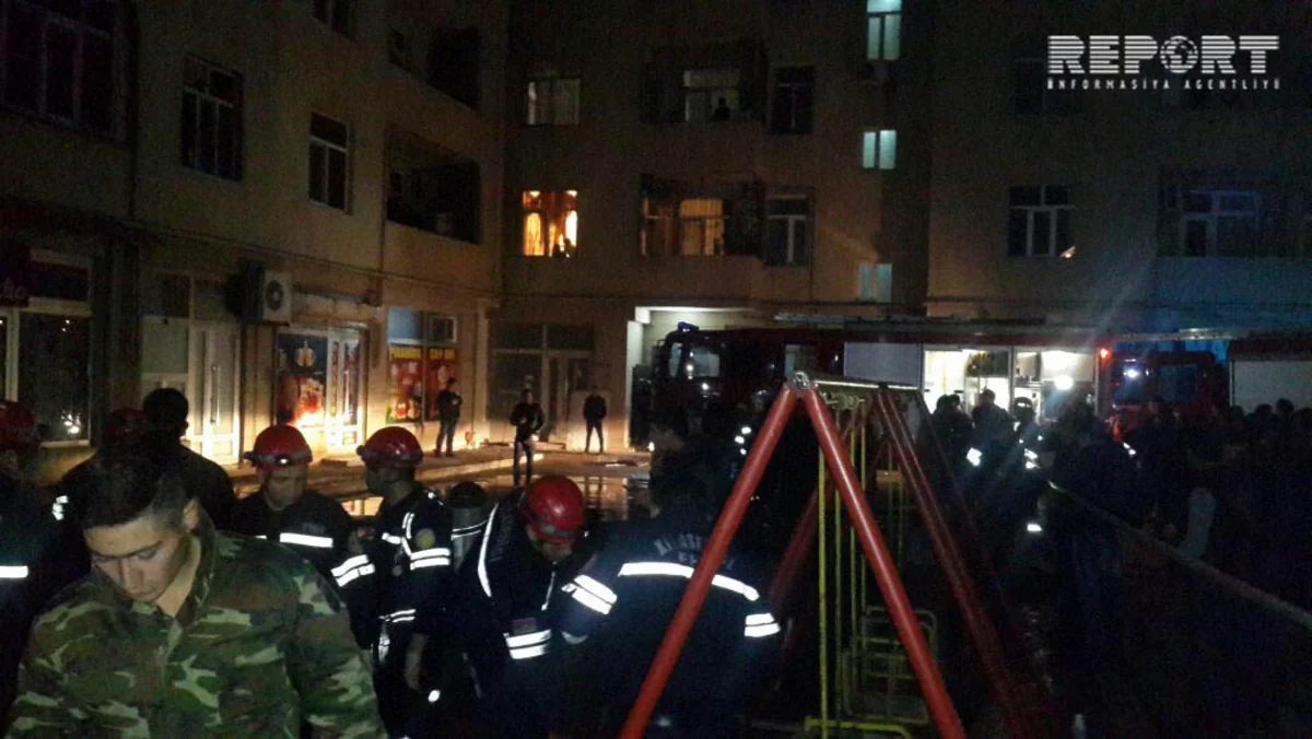 Bakıda 16 mərtəbəli binada yanğın olub, 10 nəfər tüstüdən zəhərlənib - FOTO - YENİLƏNİB