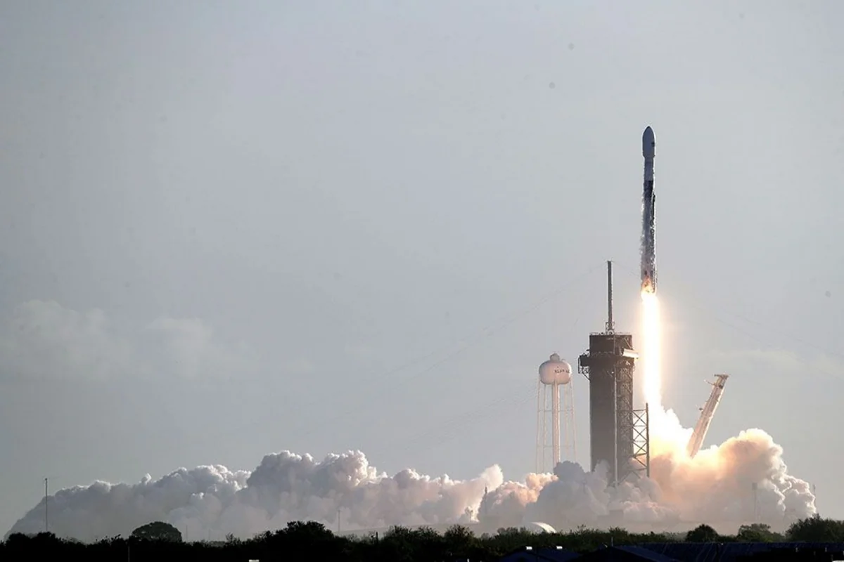 SpaceX запустила ракету со спутником для нужд разведки США