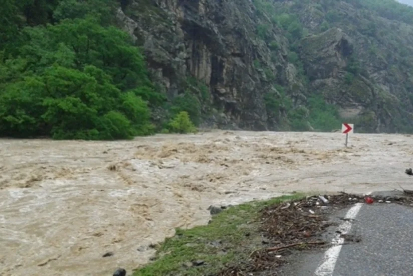 Zaqatalada sel təhlükəsi olan çaylarda tədbirlər görülür