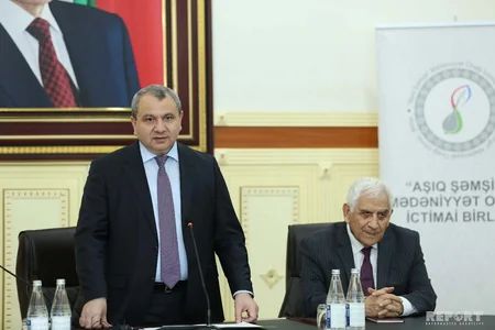 BDU-da ümummilli lider Heydər Əliyevə həsr olunmuş məqalə müsabiqəsinin qalibləri mükafatlandırılıb