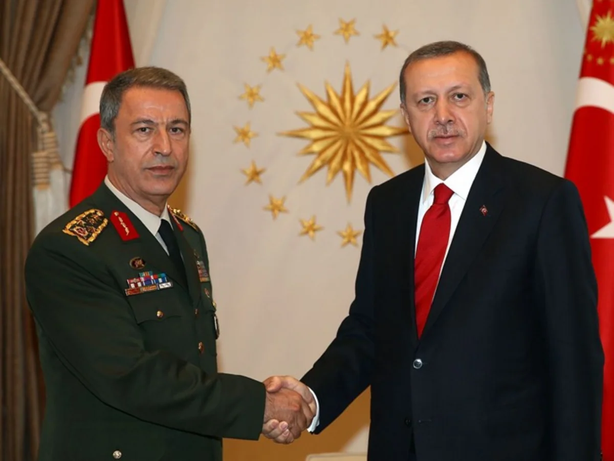 Türkiyə prezidenti ilə Silahlı Qüvvələrin Baş Qərargah rəisi arasında görüş başlayıb