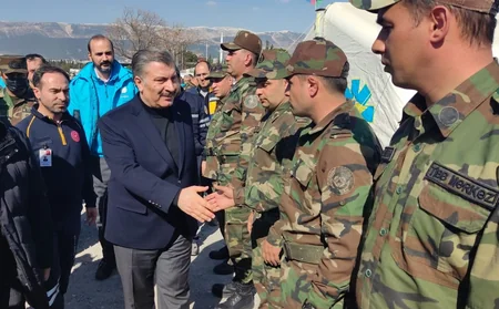 Fəxrəddin Koca müayinə edilən azərbaycanlı xilasedicilərin səhhəti ilə maraqlanıb