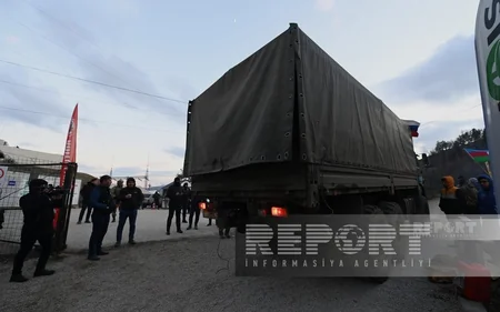 Laçından Xankəndi istiqamətinə Rusiya sülhməramlılarının 15 avtomobili maneəsiz hərəkət edib