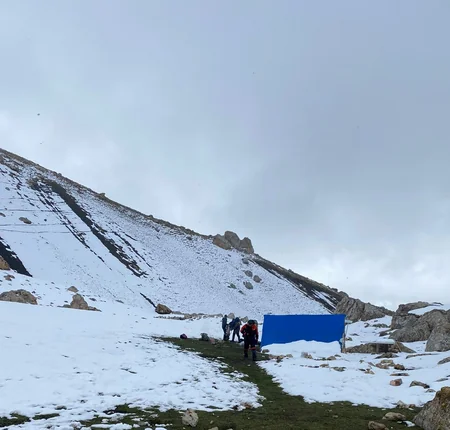 “NORM”un rəhbər heyəti “Heydər zirvəsi”nə yürüş təşkil edib