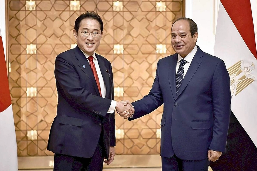 Japan considering financial support for Egypt