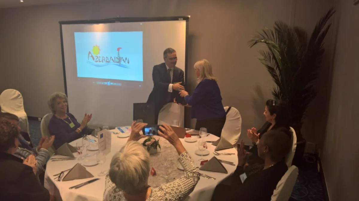 Səfir Brüsseldə Azərbaycanla bağlı təqdimat keçirib