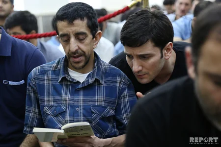 Bakıda Ramazan ayının ilk Qədr gecəsi qeyd olunub - FOTOREPORTAJ